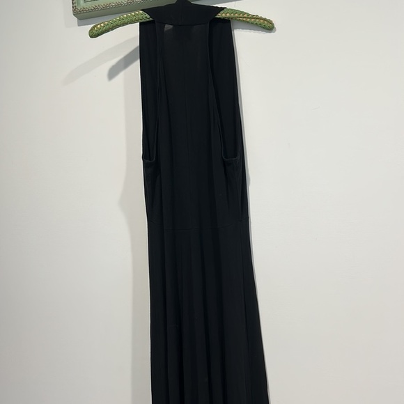 GIANFRANCO FERRE STUDIO PLUGING V NECK RUFFLE GOWN BLACK 8 Vintage maxi gown - Picture 9 of 11